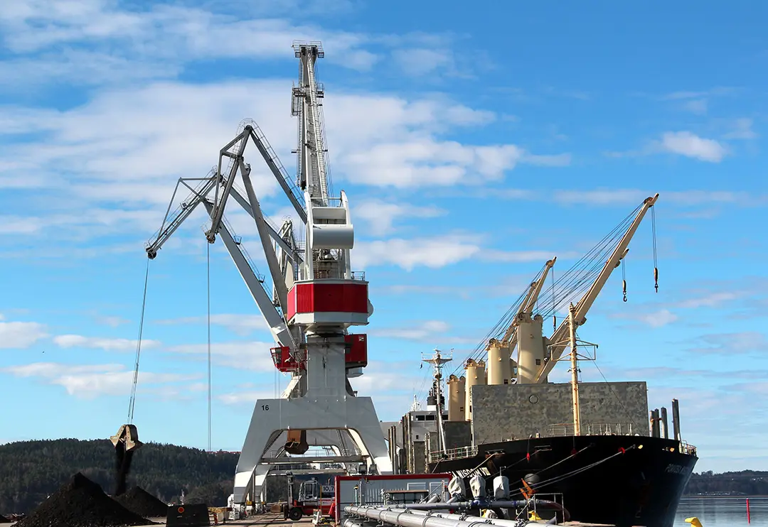 Ansök till tjänsten som VD hos Uddevalla Hamnterminal