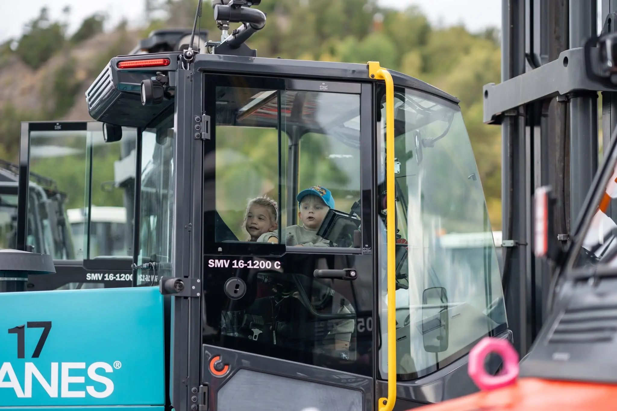 succe för stora hamndagen